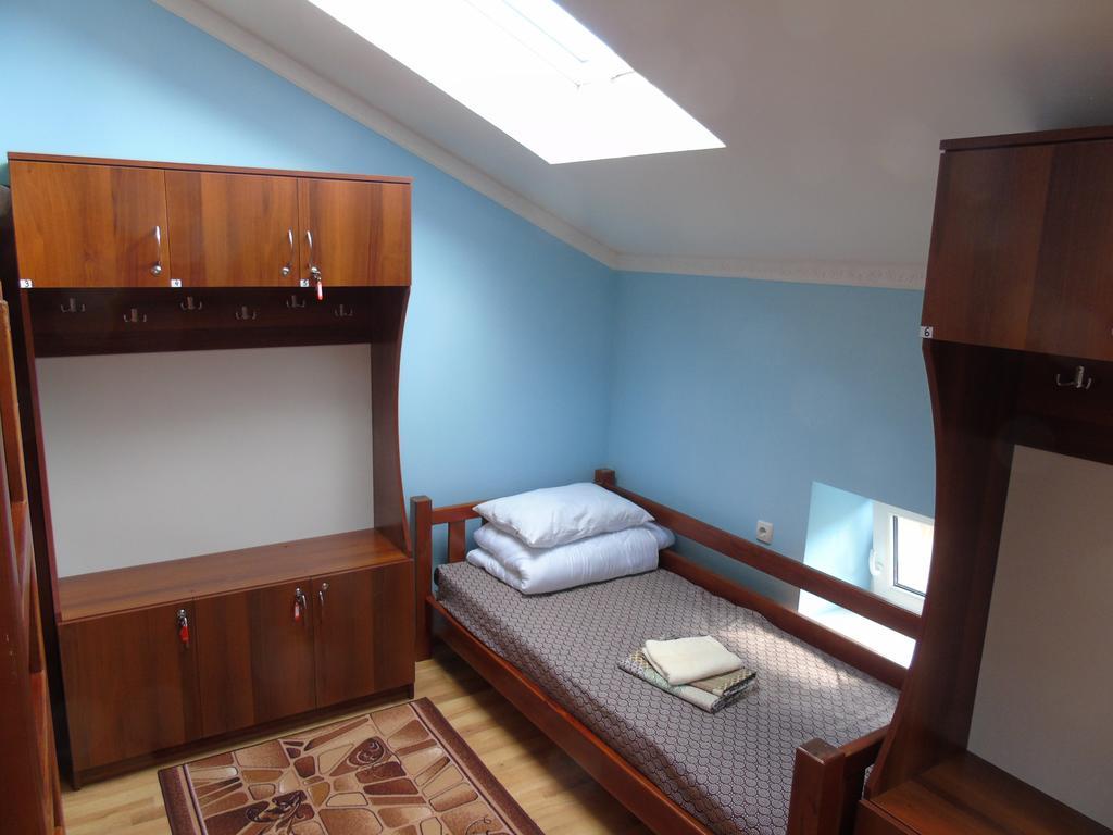 Lions Heart Hostel 리비프 외부 사진