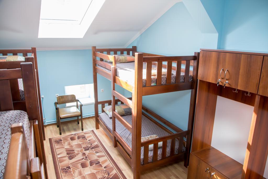 Lions Heart Hostel 리비프 외부 사진